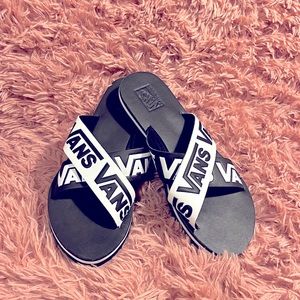 NWOT Vans Cross Strap Logo Slides